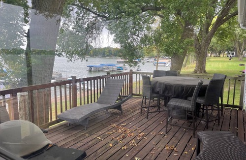 Le Center Cabin | Cozy cabin on Lake Jefferson in Cleveland, MN