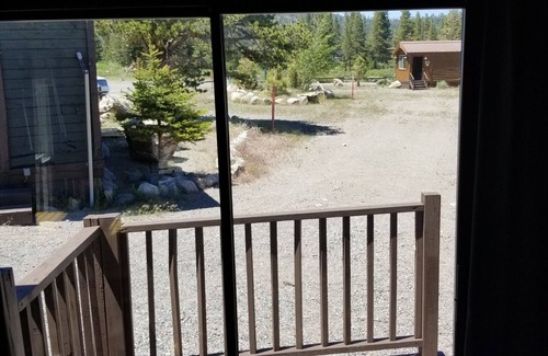 Mammoth Lakes Cabin | Cozy Cabin on secluded ranch in Mammoth Lakes just .1 miles from Old Mammoth Rd.