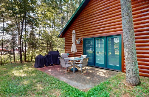 Mercer House | Cozy Cabin on the Turtle Flambeau Flowage, great for all seasons!
