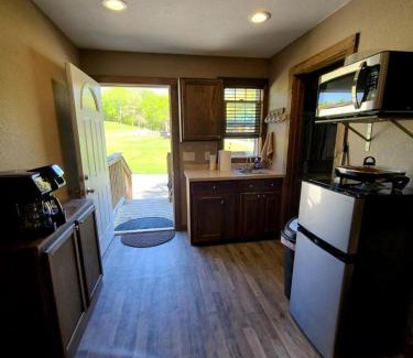 Moscow House | Cozy Cabin Rentals for a Family Getaway in Southeastern Iowa