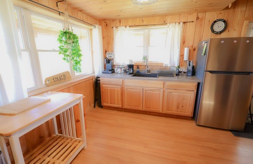 Durhamville Cabin | Cozy cabin retreat and a romantic getaway, nestled away on private property.