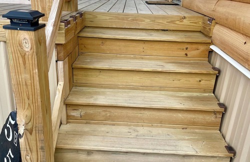 Trenton Cabin | Cozy cabin with 1 bd/bath and WiFi. Short drive to Cloudland Canyon State Park.
