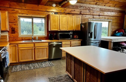 Homer Cabin | Cozy Cabin with Amazing Viewsnn