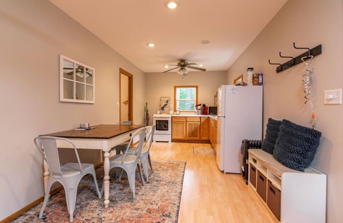 Arkdale Cabin | COZY CABIN WITH PRIVATE PIER ON LAKE PETENWELL