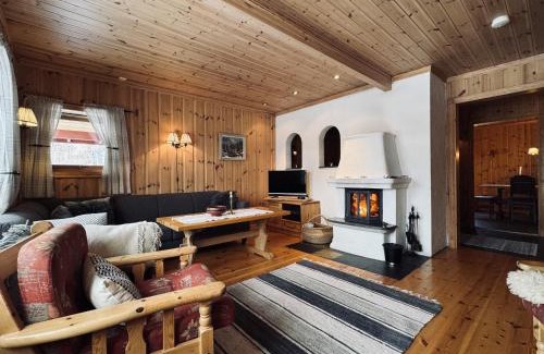 Ustaoset House | Cozy cabin with stunning views in Ustaoset