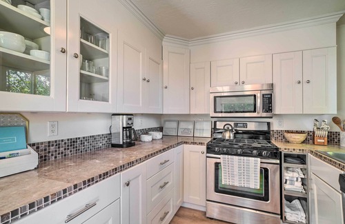 Santa Barbara Condo | Cozy Cali Condo, Walk to Summerland Beach!