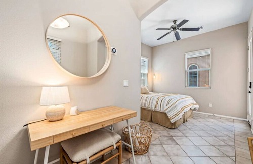 Indio House | Cozy Casita w/Salt water Pool, Jacuzzi & Tennis