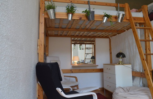 Charlottenburg Apartment | cozy centeral berlin place