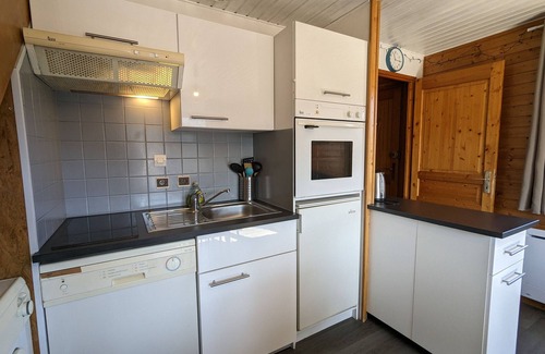 Gerardmer Cottage | Cozy Chalet with Fireplace, Near Lake & Ski Slopes, Family-Friendly Amenities