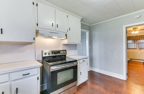 Charlotte House | Cozy Charlotte Home w/Fire Pit ~ 6 Mi to Uptown!