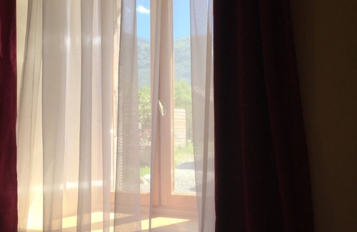 Chaparon Apartment | Cozy cocoon on the edge of Lake Annecy
