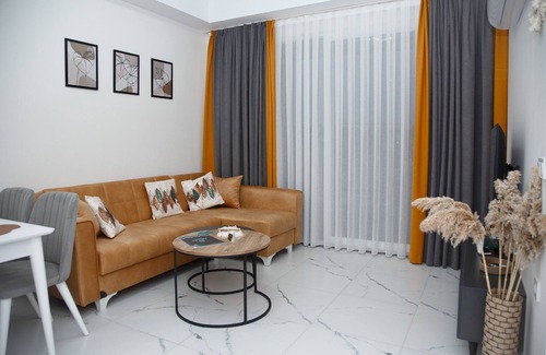 Avsallar Apartment | Cozy Comfortable Apartment With a Swimming Pool