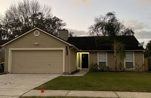 Golden Glades - The Woods House | Cozy & Comfy 3 bedroom residential home