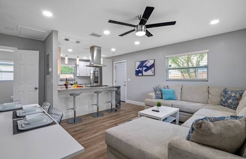 Sulphur Springs Apartment | Cozy & Completely Remodeled 2 Bedroom Apartment