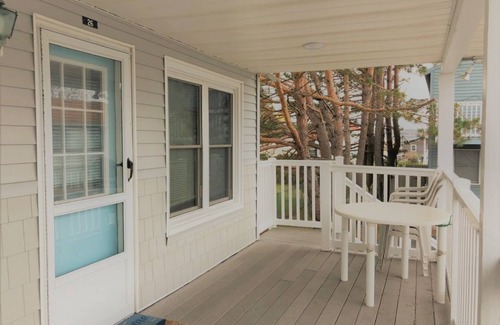 Wells Beach Condo | Cozy Condo across the street from Wells Beach