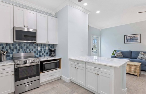 Sebastian Apartment | Cozy Condo ADA Accessible