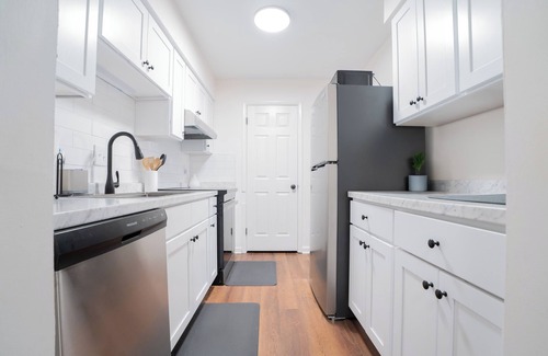 Southwest Raleigh Condo | Cozy Condo In Central Location
