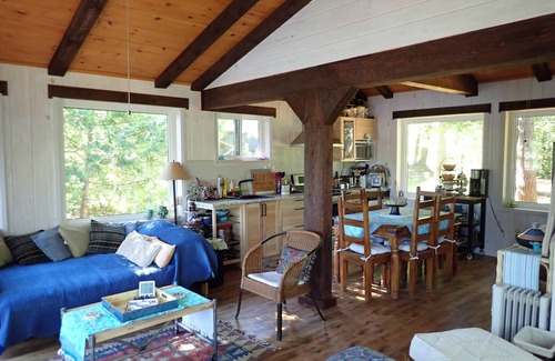 The Archipelago Cottage | Cozy Cottage in Bayfield Inlet on the Georgian Bay