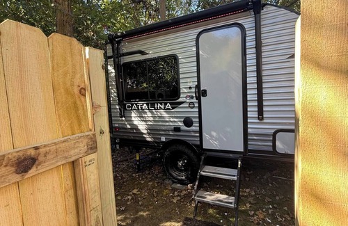 Southfield Cottage | Cozy Cottage Airbnb SuperHost Long Term