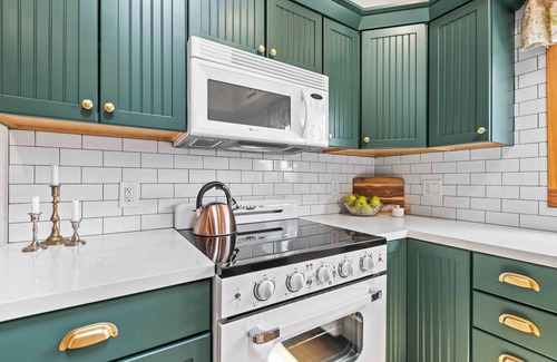Downtown Park City House | Cozy Cottage by InvitedHome | Downtown, Wood Fireplace, Hot Tub, Walk to Ski