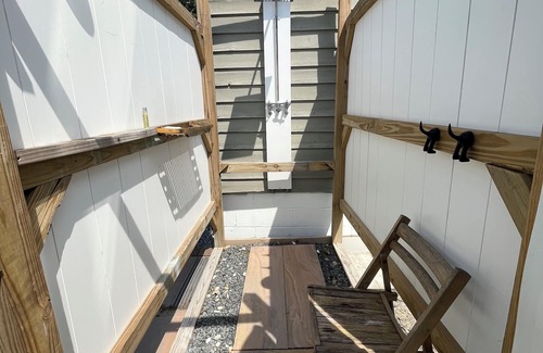 Ocean View Cottage | Cozy cottage in a quiet neighborhood 1 mile to Bethany Beach.