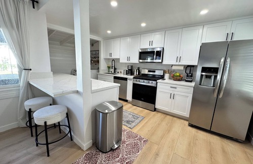 Harbor House | Cozy Cottage in Carson/Furnished/Pet-Friendly!
