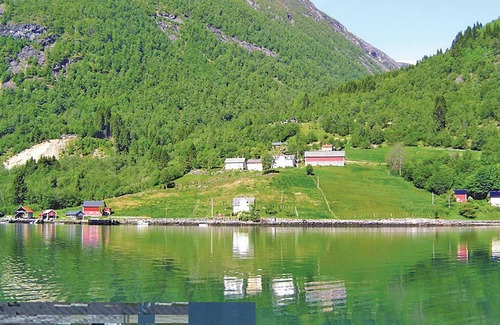 Sogndal House | Cozy cottage located in beautiful natural surroundings with beautiful views over the fjord.