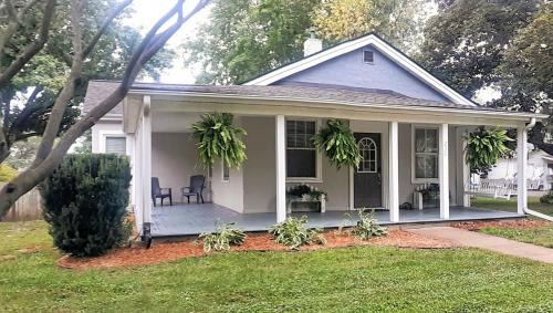 Prescott House | Cozy cottage near downtown Prescott