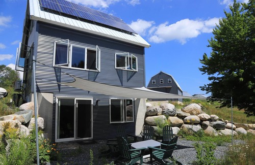 Blue Hill Cottage | Cozy Cottage on Blue Hill Farm