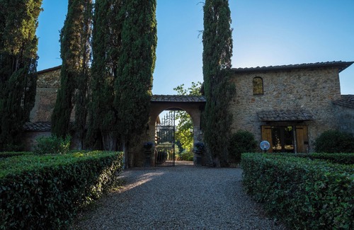 Simignano House | Cozy cottage with pool 10 km from Siena, pets allowed