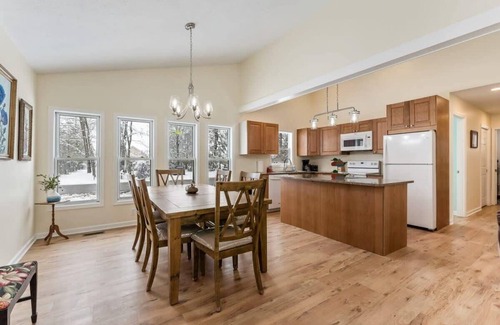 Kendall House | Cozy Cottage with Private Hot Tub and Lake Access