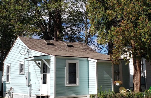 Geneva-on-the-Lake Cottage | Cozy Cottages, Barefoot Bungalow!