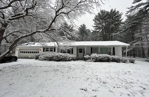 Catskill House | Cozy Creek Side Mountain Home