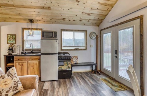 Keystone Cabin | Cozy Creekside Retreat