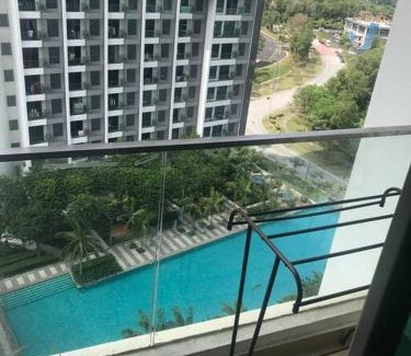 Cyberjaya Apartment | Cozy Cybersquare Apex Pool View Free Parking With Wifi & Netflix 162