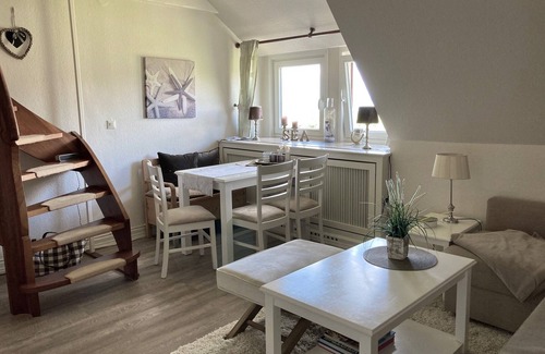 Wenningstedt-Braderup Apartment | Cozy vacation apartment with a view of the Braderuper Heide