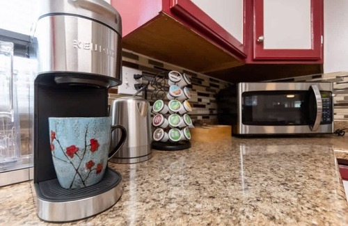 Berkley Apartment | Cozy Denver Apartment | Walk to Regis University
