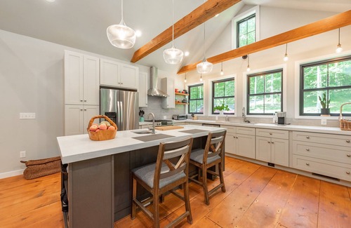 Sky Valley House | Cozy Dog Friendly Golf Area Retreat w/Deck & Fireplace