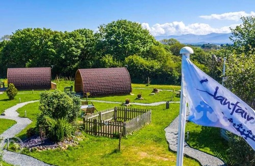 Dwyran Cabin | Cozy Dog Friendly Hot Tent With Log Burner & Logs
