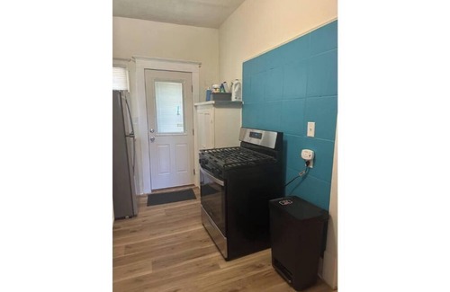 Enid House | Cozy Duplex 225