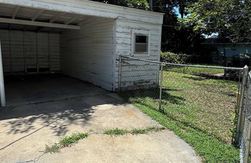 Ardmore House | Cozy Duplex near Downtown Ardmore