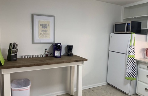 Cheyenne House | Cozy Dwelling Three blocks from UMC and Downtown