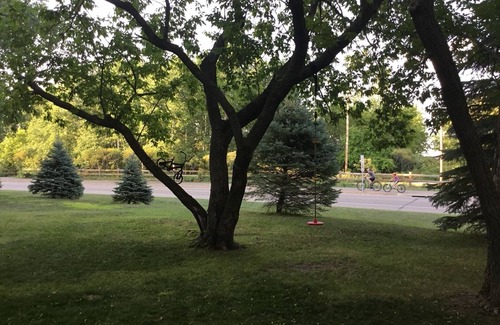 Ironton House | Cozy edge of town retreat, closest home to Cuyuna Lakes Trailhead Rally Center.
