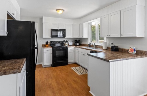 Palmyra House | Cozy Family Home 1 level w/3BRDM