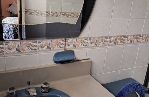 La Paz Bed & Breakfast | Cozy, Fashionable and Stylish room
