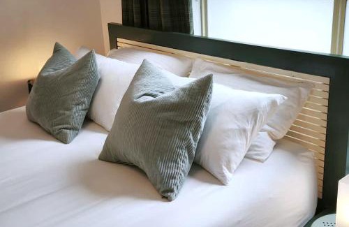 Fitzroy Apartment | Cozy Fitzroy Delight
