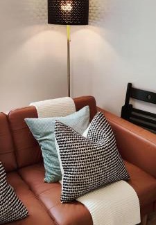 Fitzroy Apartment | Cozy Fitzroy Delight