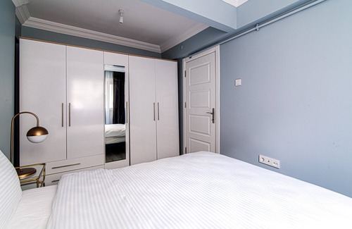 Gumussuyu Mahallesi Apartment | Cozy Flat 2 min to Taksim Square near Metro