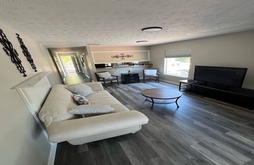 Athens Apartment | Cozy, Furnished, & Welcoming Home