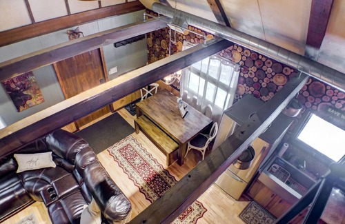 Rockbridge House | Cozy Getaway Nestled on a Hillside in the Heart of Hocking Hills!